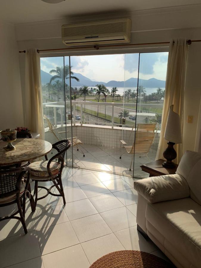 Apartamento em Caraguatatuba em Frente a Praia para 9 pessoas Exterior foto