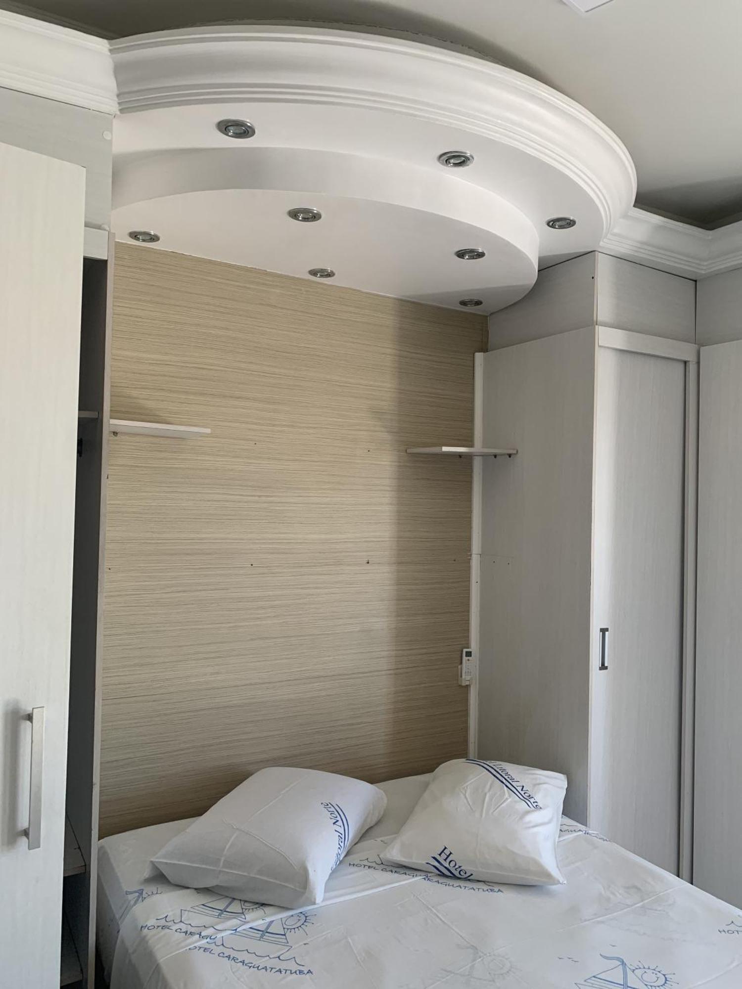 Apartamento em Caraguatatuba em Frente a Praia para 9 pessoas Exterior foto
