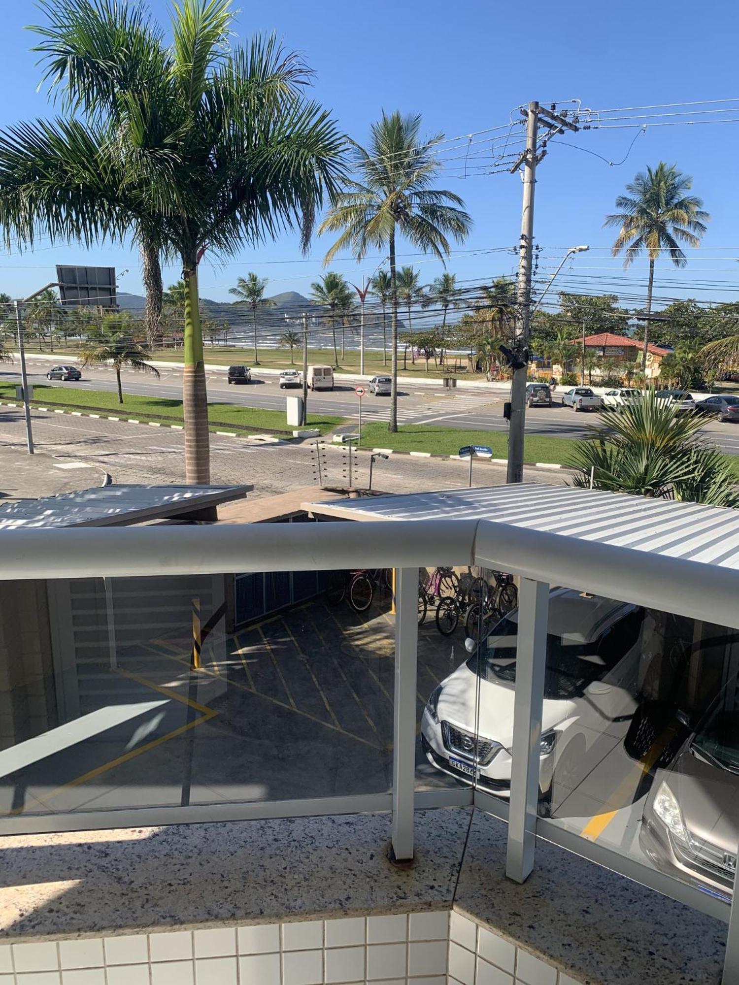 Apartamento em Caraguatatuba em Frente a Praia para 9 pessoas Exterior foto